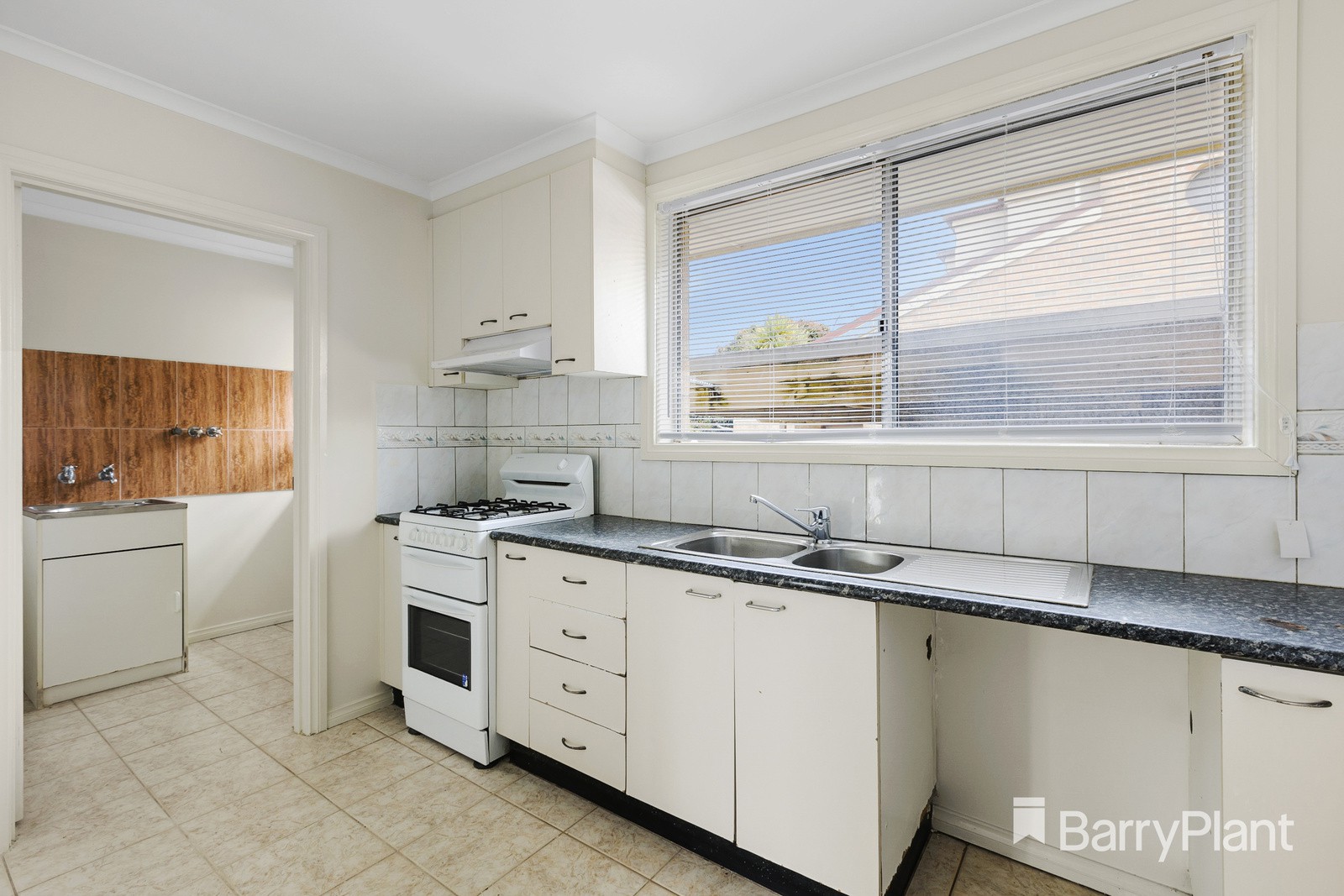 1/3 Woodlea Drive, Glen Waverley, VIC 3150, Glen Waverley - Thumbnail 5