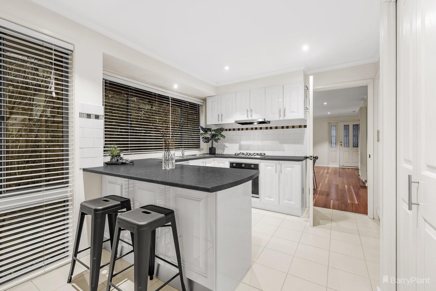 1/30 Challenger Street, Diamond Creek, VIC 3089, Diamond Creek - Thumbnail 3
