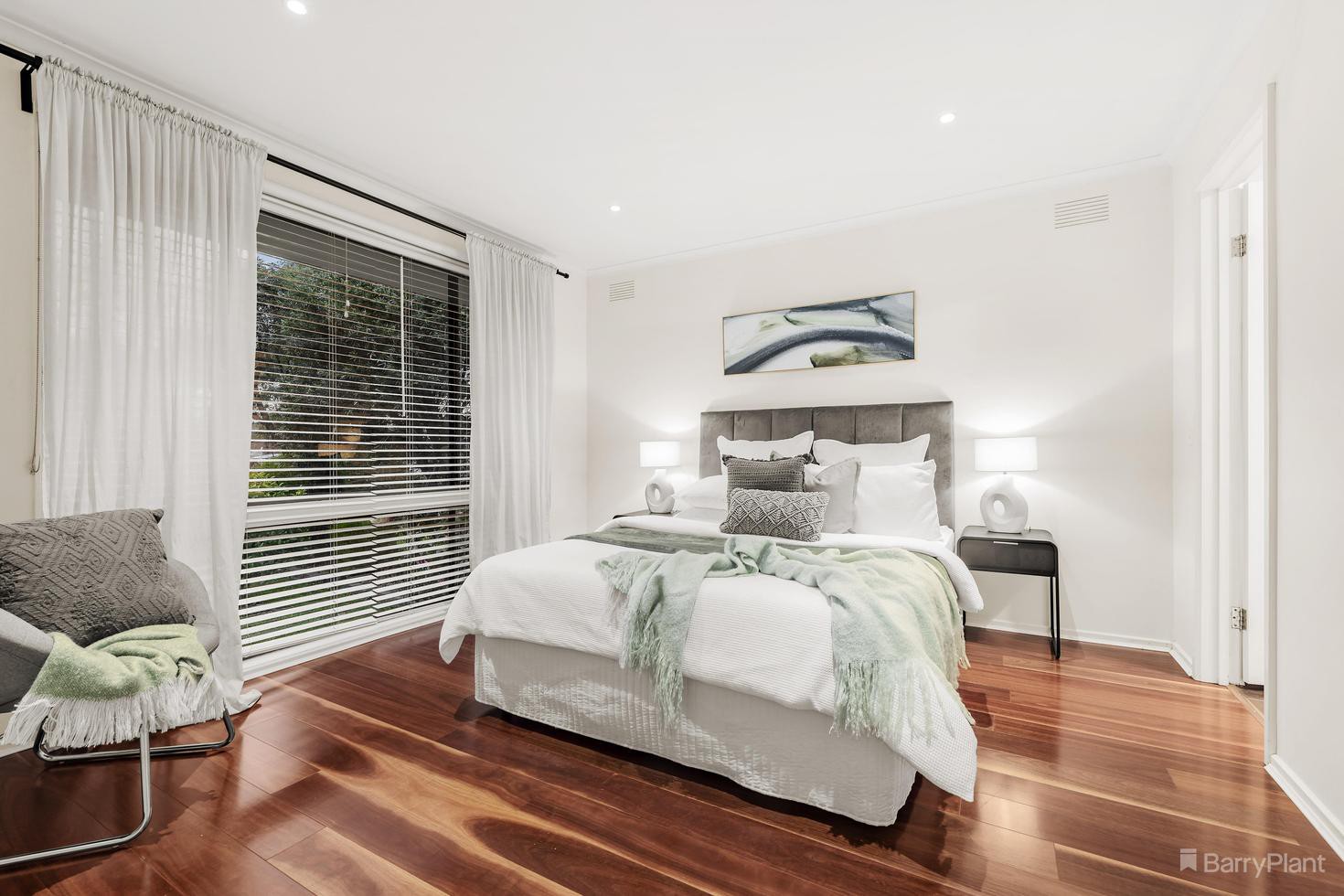 1/30 Challenger Street, Diamond Creek, VIC 3089, Diamond Creek - Thumbnail 4