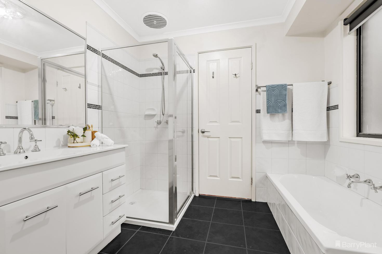 1/30 Challenger Street, Diamond Creek, VIC 3089, Diamond Creek - Thumbnail 6