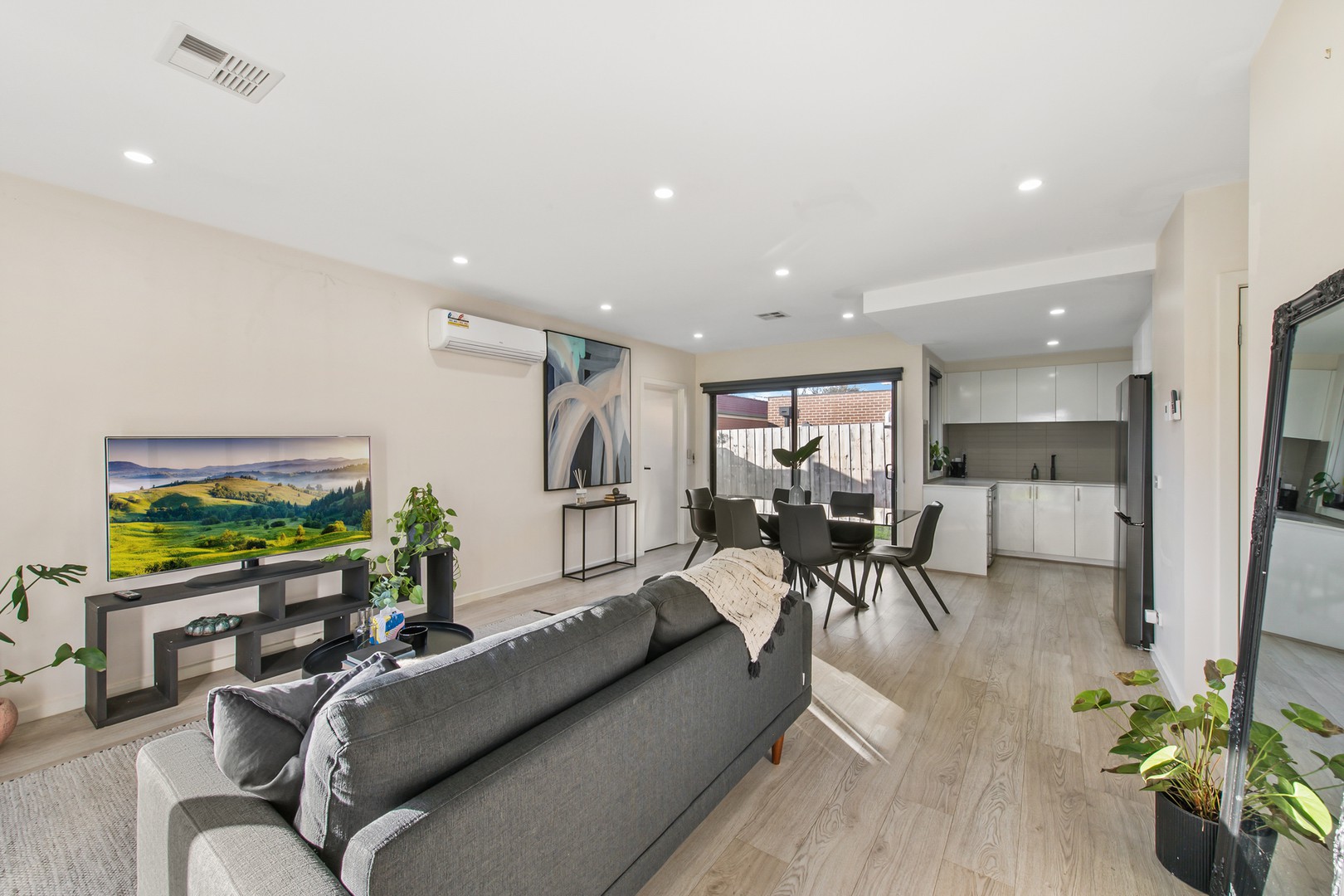 1/30 Hannah Avenue, Hillside, VIC 3037, Hillside - Thumbnail 3