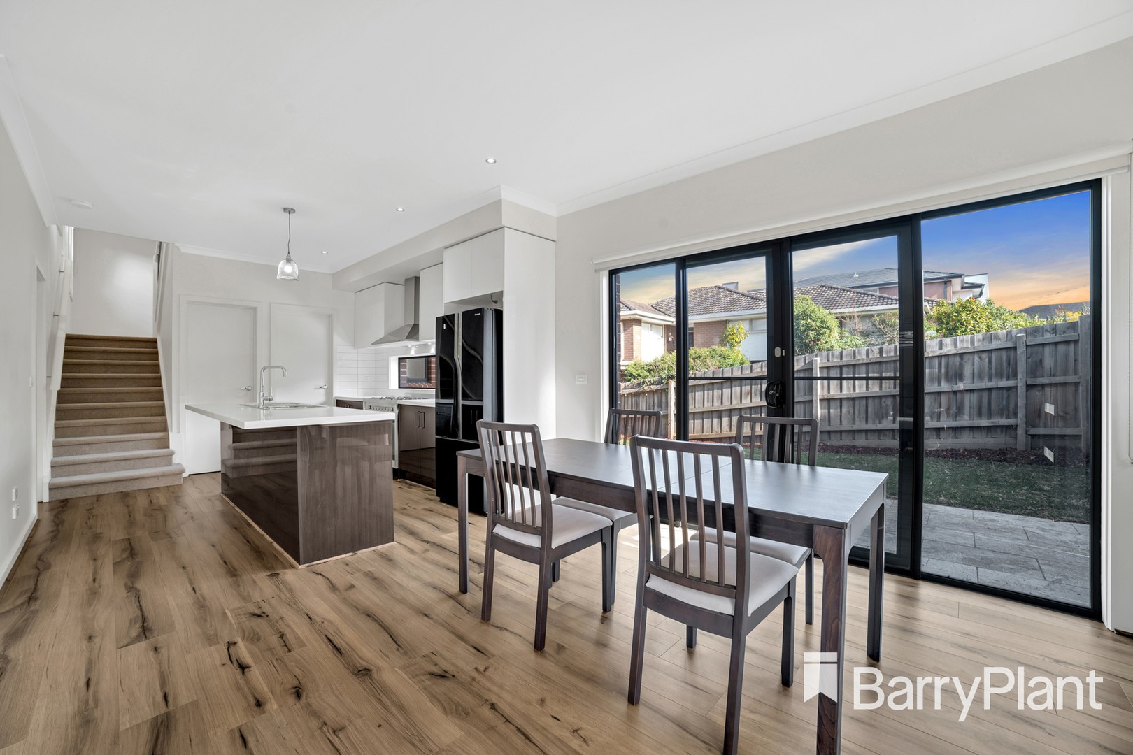 1/30 Roger Street, Doncaster East, VIC 3109, Doncaster East - Thumbnail 3