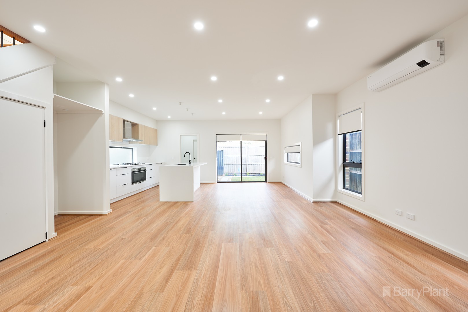 1/30 Springvalley Crescent, Keysborough, VIC 3173, Keysborough - Thumbnail 2