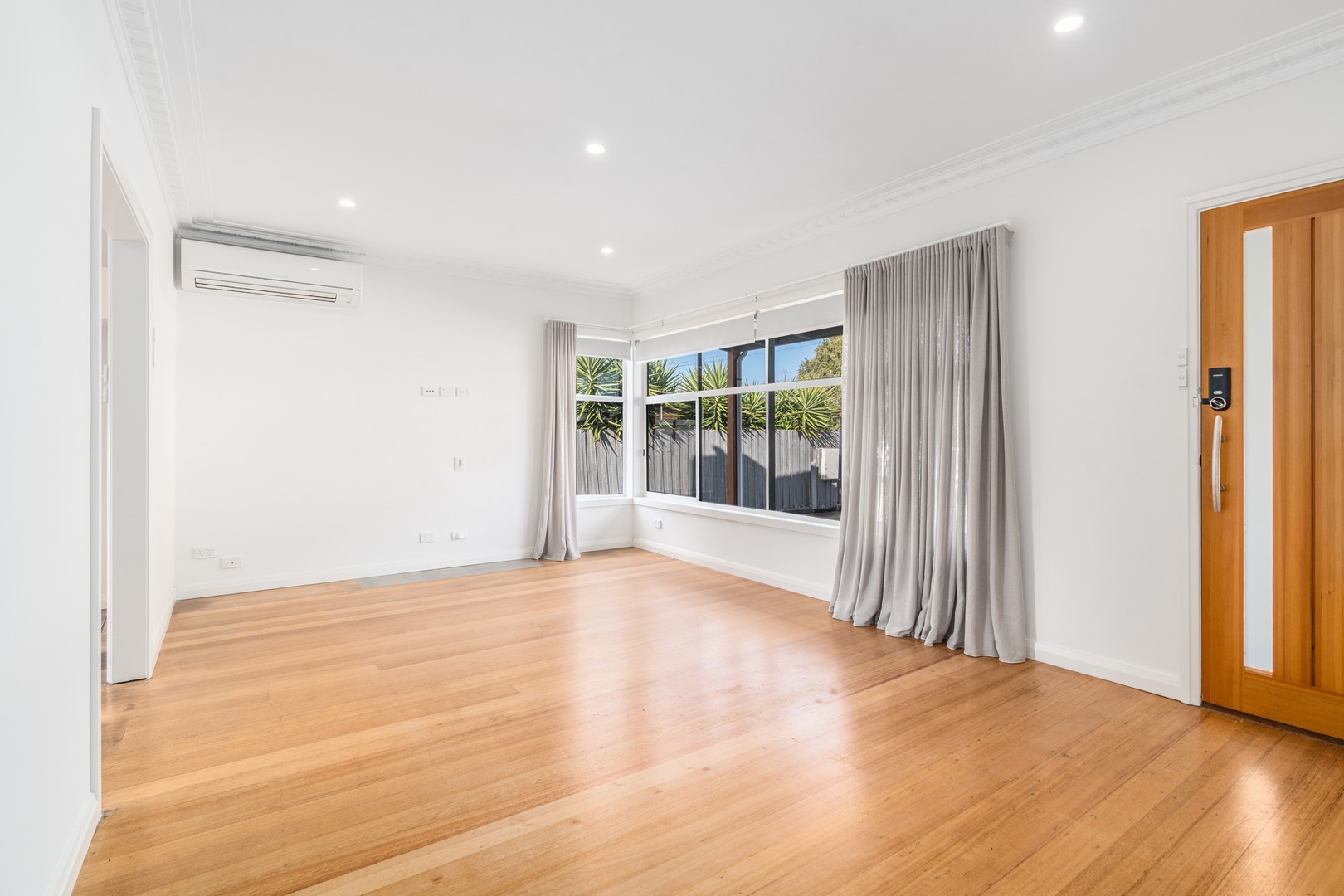 1/30 Willana Avenue, Hamlyn Heights, VIC 3215 - Thumbnail 2 - 18/06/2025