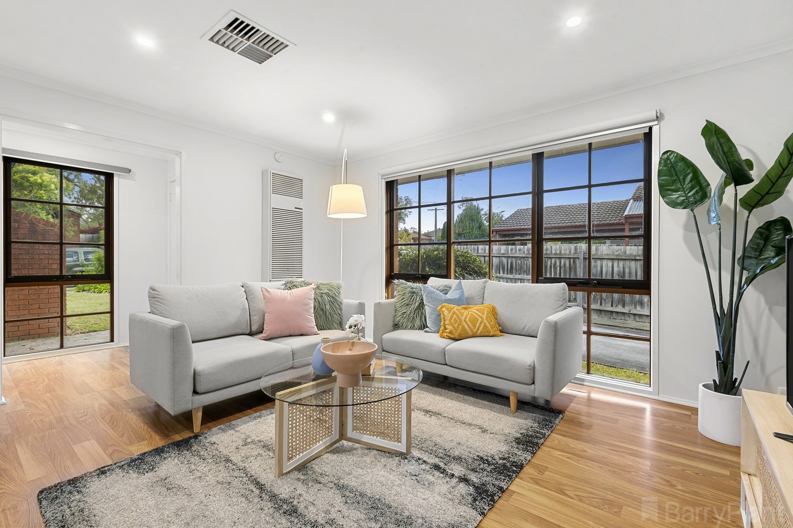 1/30 Woodlands RoadHeathmont, VIC 3135, Heathmont - Thumbnail 2