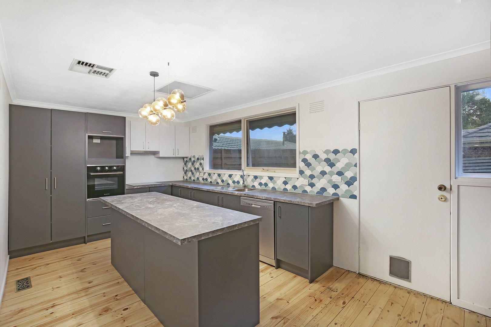 1/302 Lower Plenty Road, Rosanna, VIC 3084, Rosanna - Thumbnail 2
