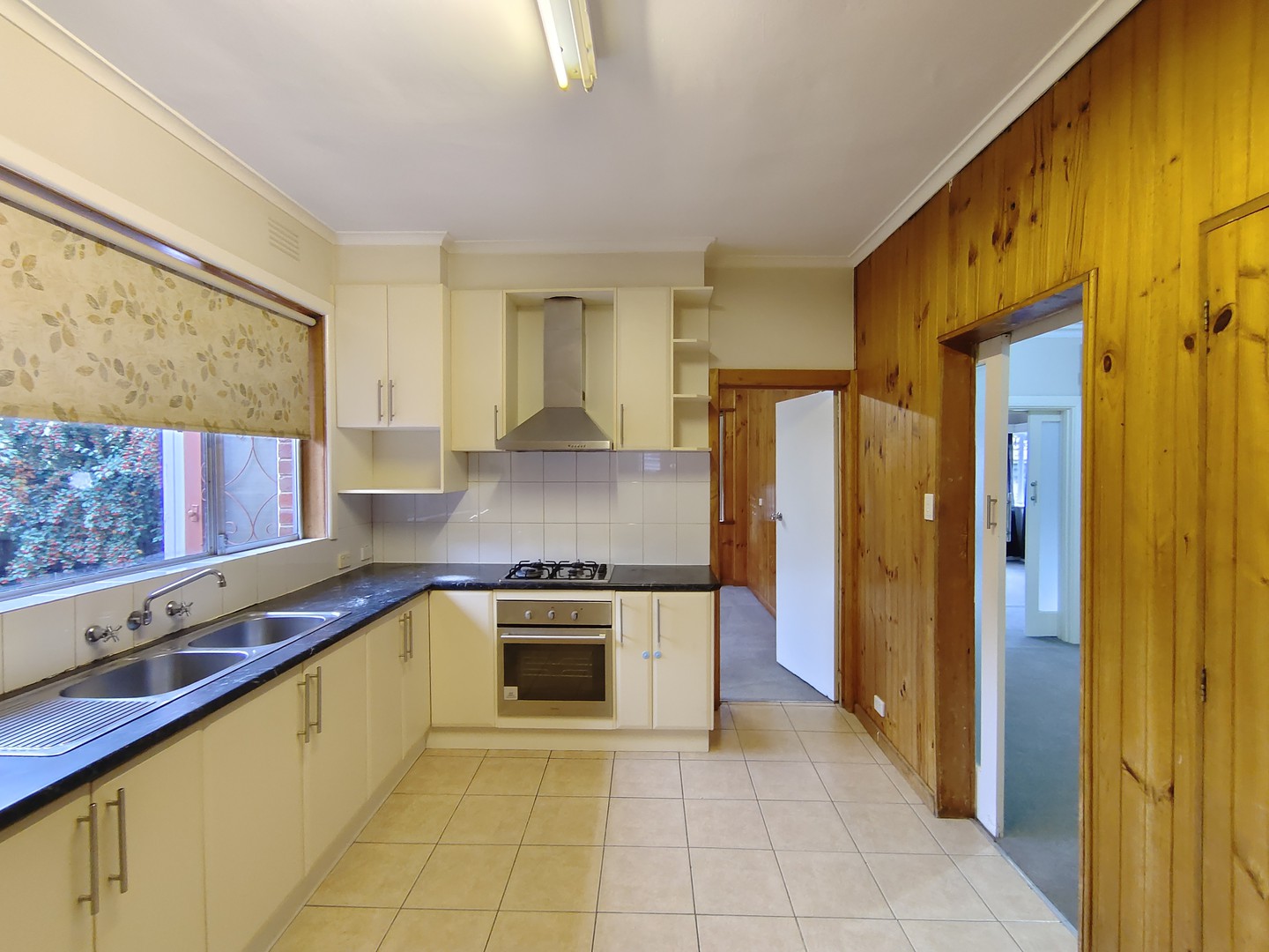 1/31 Whitehorse Road, Blackburn, VIC 3130 - Thumbnail 2 - 01/07/2026