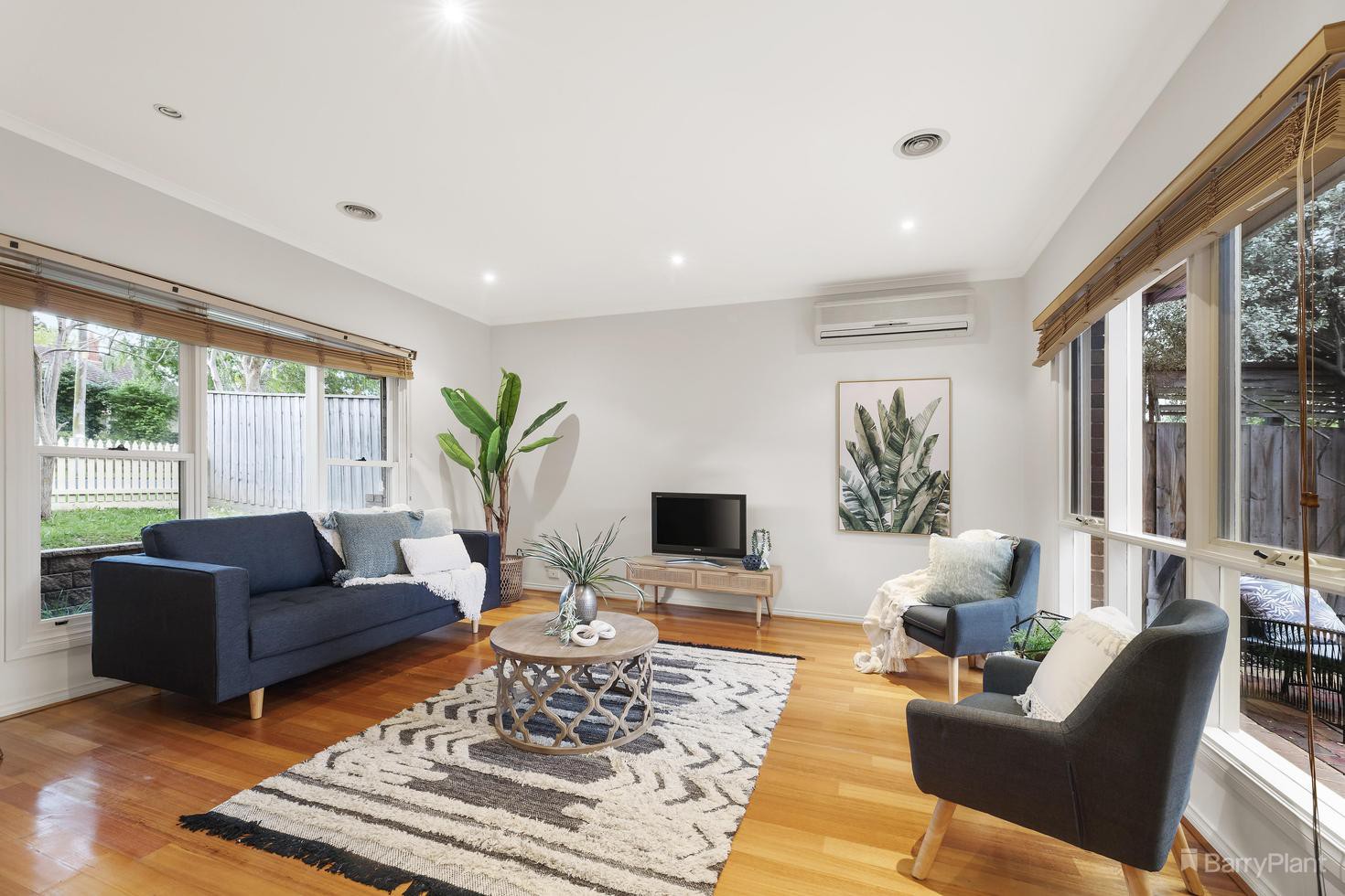 1/32 Bass Street, Box Hill, VIC 3128, Box Hill - Thumbnail 2