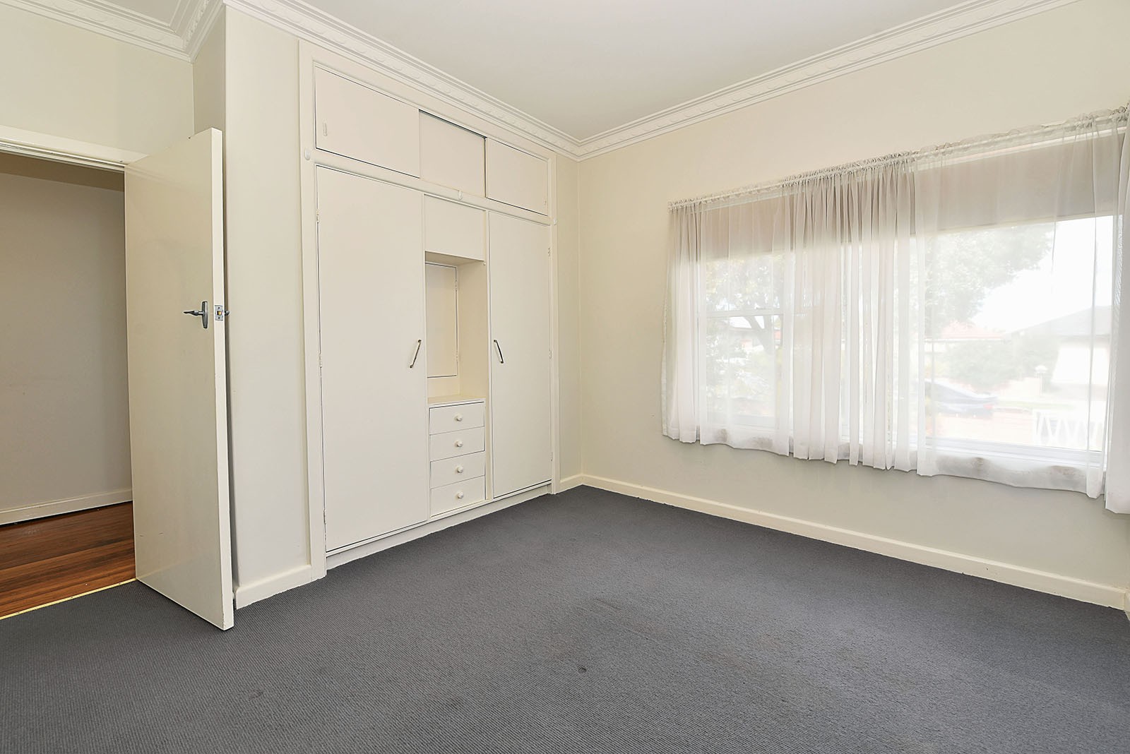 1/32 Green Street, Airport West, VIC 3042 - Thumbnail 1 - 26/11/2024