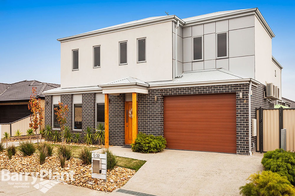 1/32 La Rochelle Boulevard, Point Cook, VIC 3030
