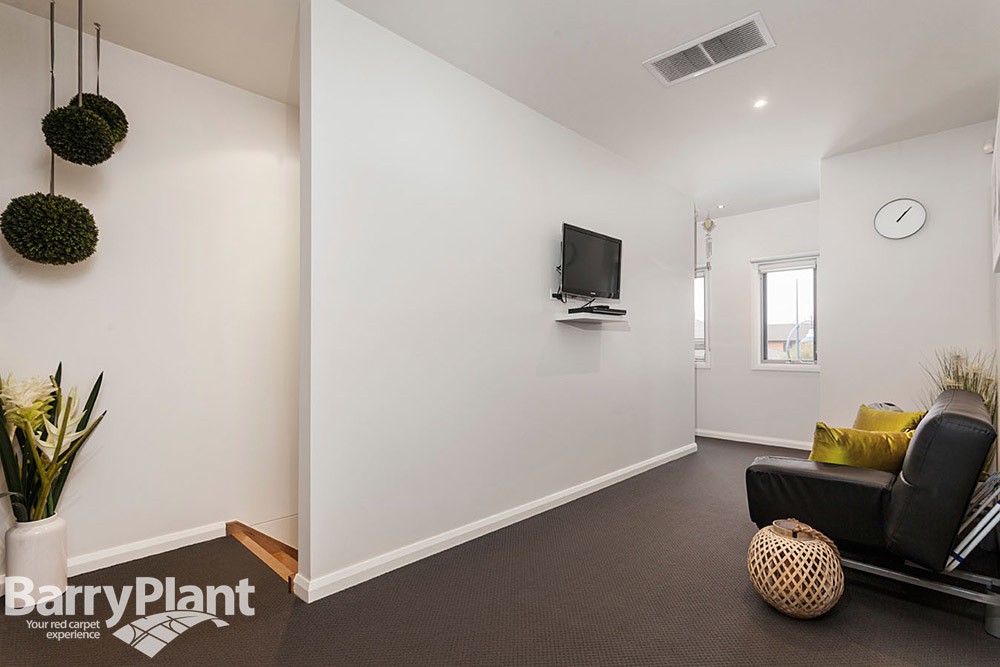 1/32 La Rochelle Boulevard, Point Cook, VIC 3030, Point Cook - Thumbnail 5