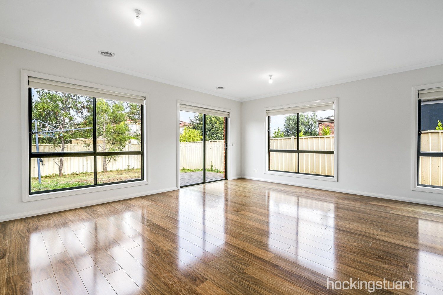 1/32 Paul Harris Drive, Melton West, VIC 3337, Melton West - Thumbnail 2