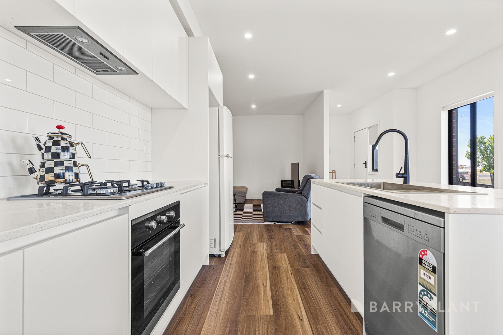 1/32 Riggall Street, Dallas, VIC 3047, Dallas - Thumbnail 3