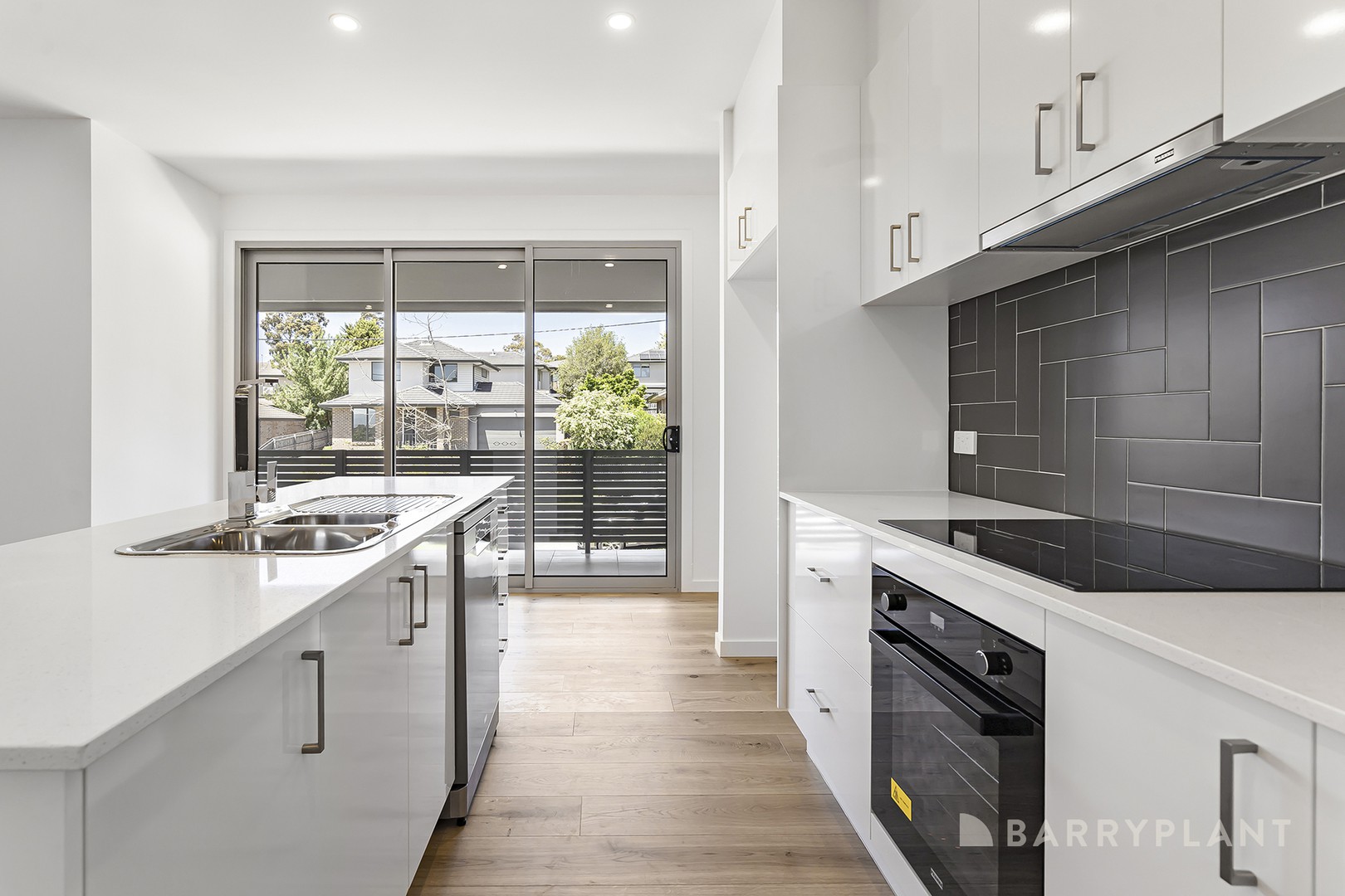 1/32 Rouke Street, Lilydale, VIC 3140 - Thumbnail 2 - 05/12/2025