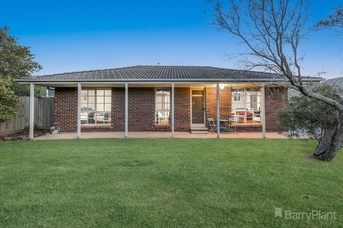 1/32 Strathavan Drive, Berwick, VIC 3806, Berwick - Thumbnail 2