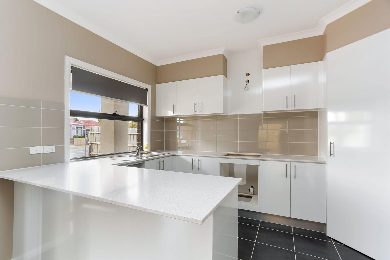 1/327 Camp Road, Broadmeadows, VIC 3047, Broadmeadows - Thumbnail 4