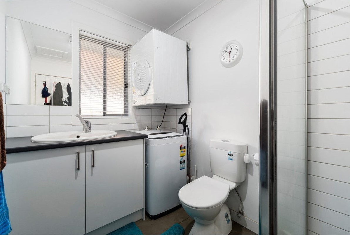 1/33 Dandenong East Road, Frankston, VIC 3199, Frankston - Thumbnail 6