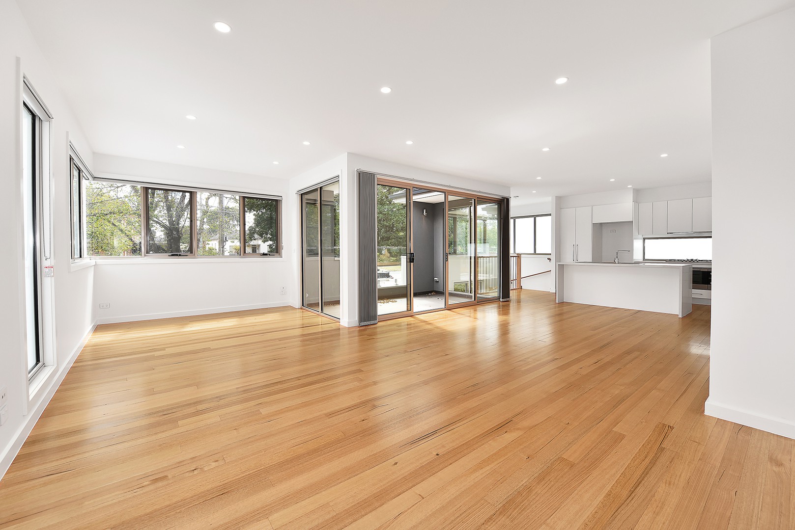 1/33 Fletcher Street, Essendon, VIC 3040, Essendon - Thumbnail 2