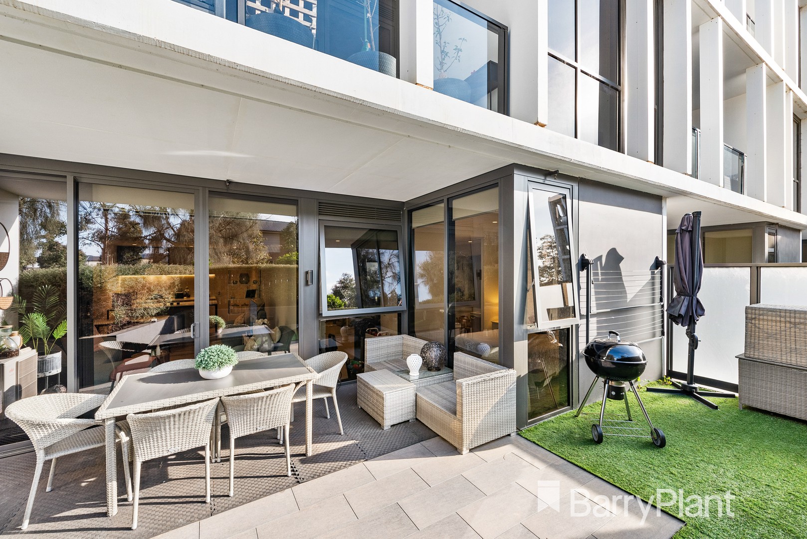 1/33 Quay Boulevard, Werribee South, VIC 3030 - Thumbnail 2 - 20/03/2024