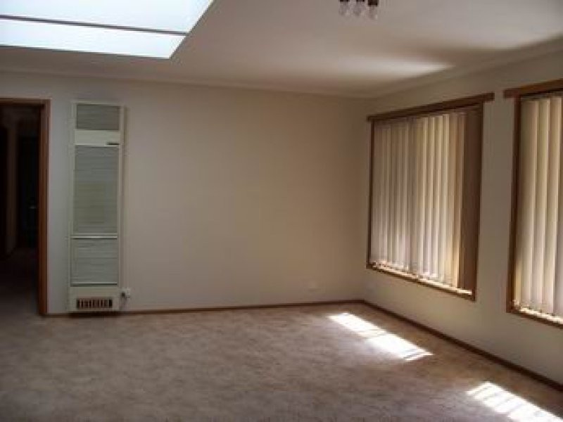 1/33 Race StreetFlora Hill, VIC 3550  - Leased, Flora Hill - Thumbnail 2