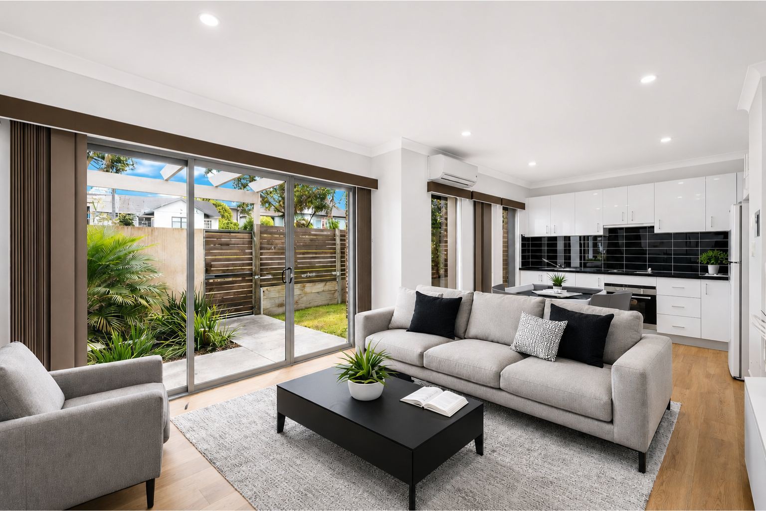 1/34-36 Hawthorn Road, Doveton, VIC 3177, Doveton - Thumbnail 2