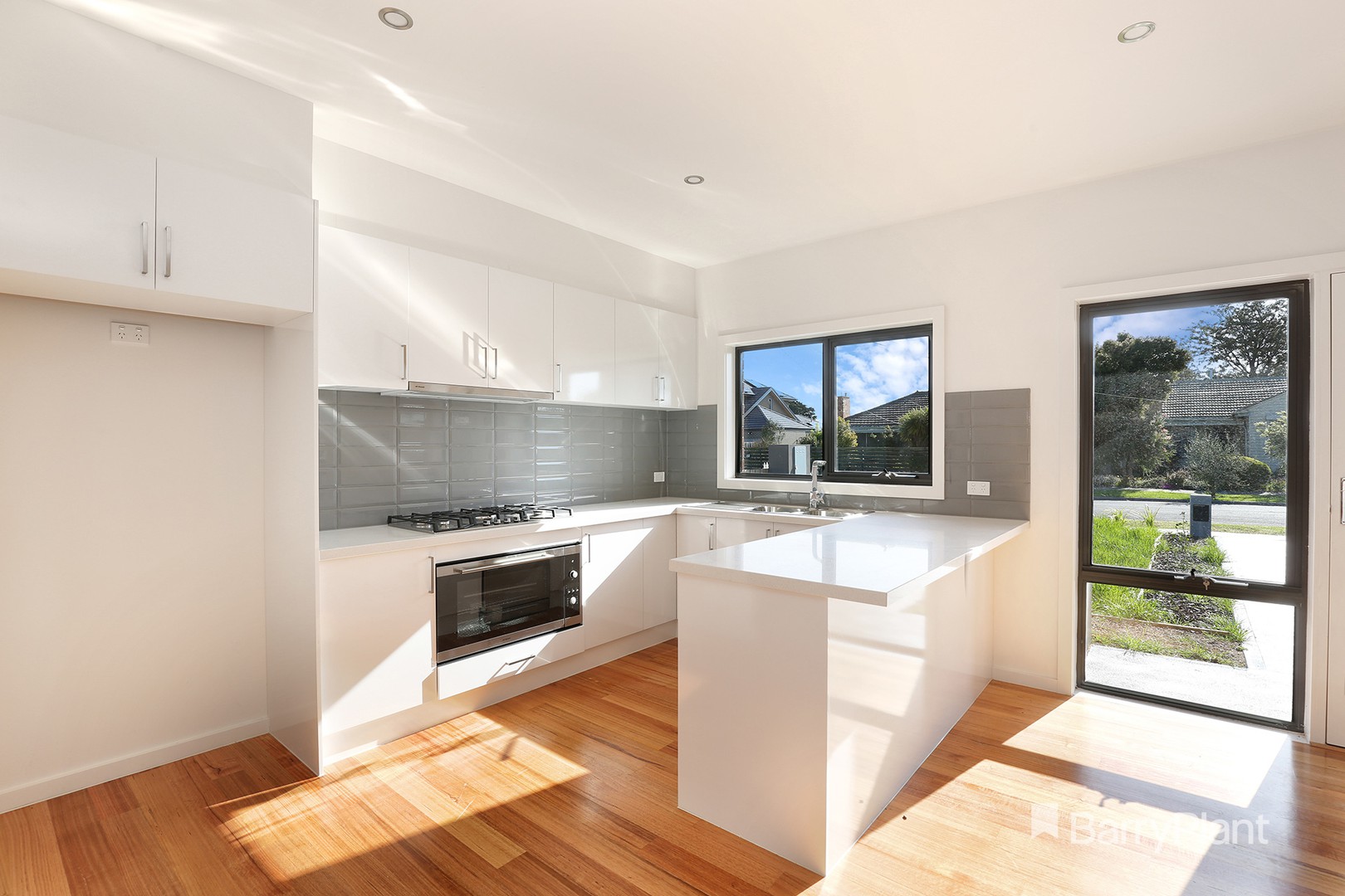 1/34 Cromwell Street, Glenroy, VIC 3046 - Thumbnail 2 - 06/10/2020