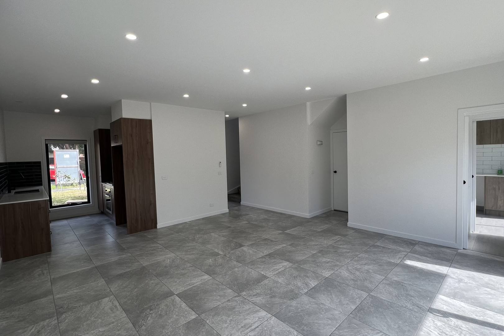 1/34 Storey Road, Reservoir, VIC 3073, Reservoir - Thumbnail 3