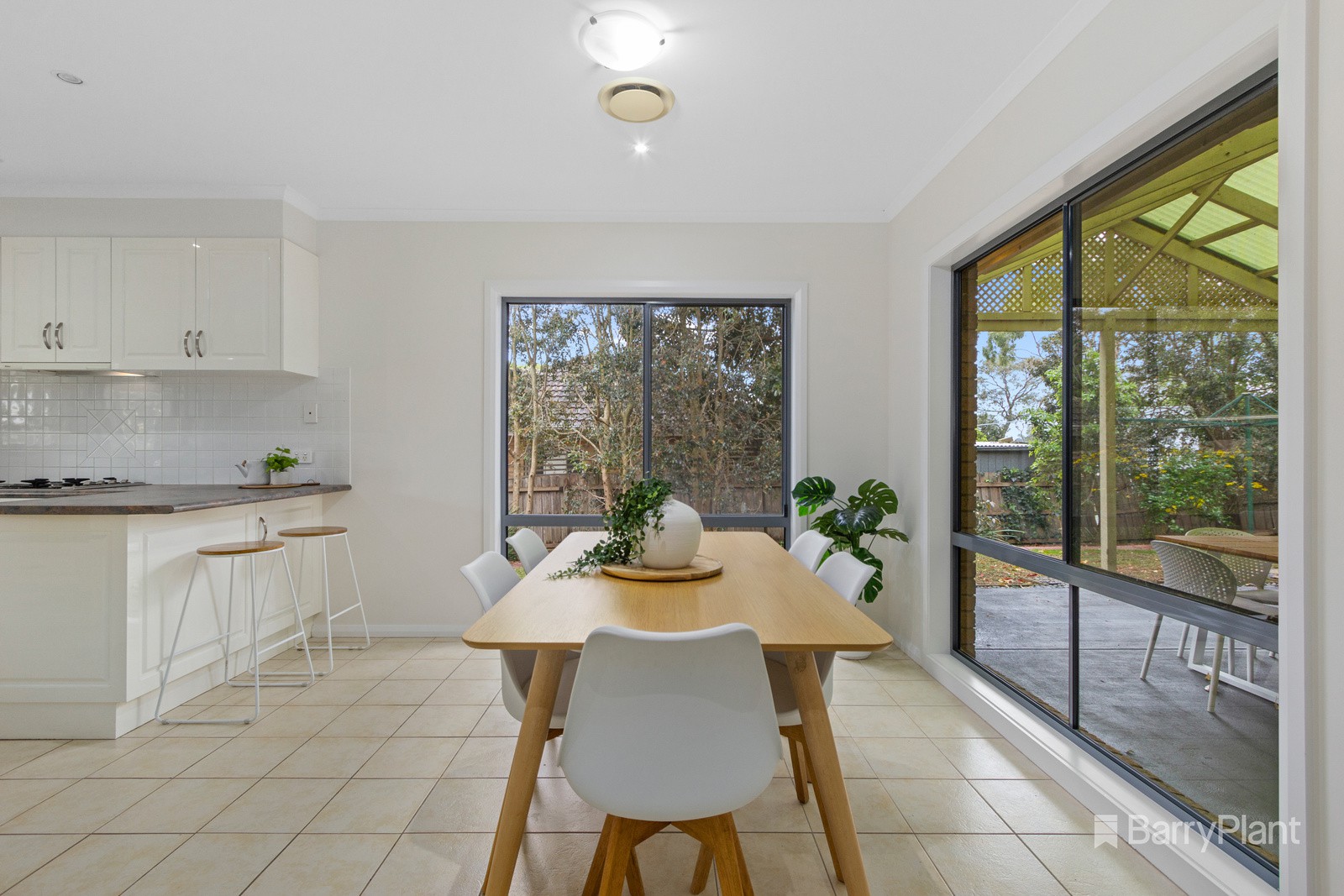 1/34 Wattletree Road, Ferntree Gully, VIC 3156, Ferntree Gully - Thumbnail 3