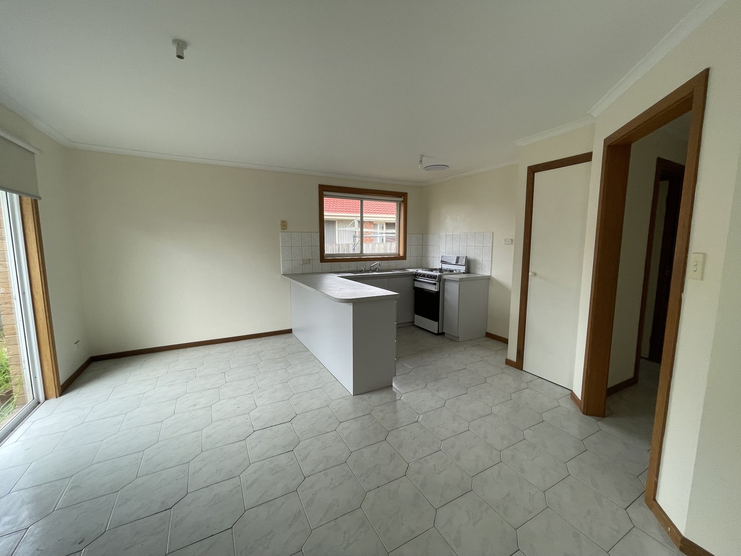 1/345-347 Heaths Road, Werribee, VIC 3030, Werribee - Thumbnail 3