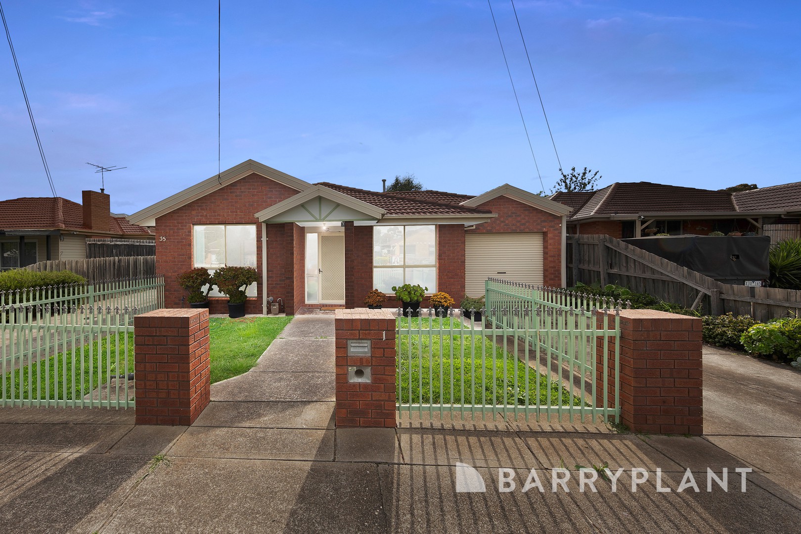 1/35 Butler Street, St Albans, VIC 3021 - Thumbnail 2 - 17/10/2024