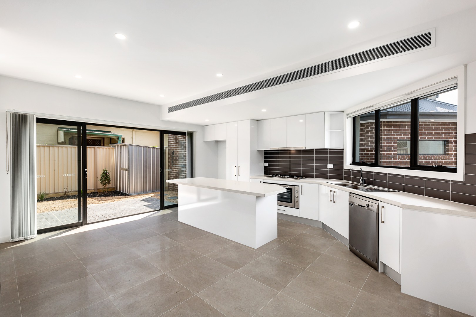 1/36 Elstone Avenue, Airport West, VIC 3042 - Thumbnail 2 - 04/12/2025