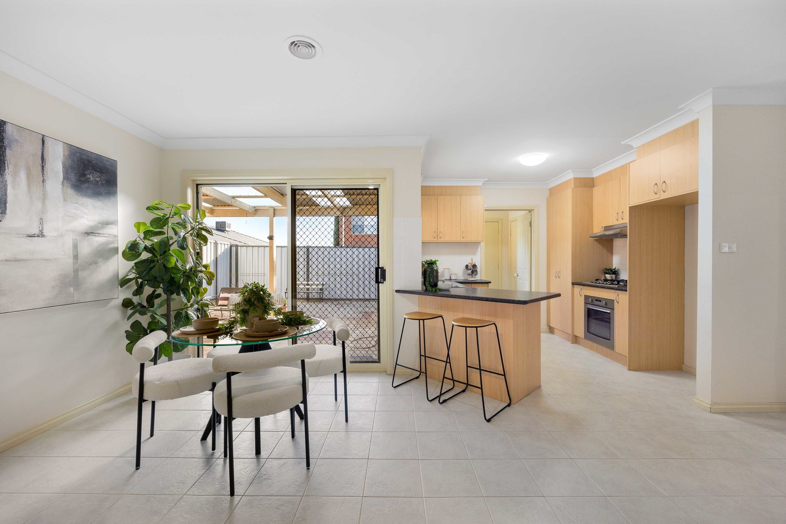 1/37 Pecks Road, Sydenham, VIC 3037, Sydenham - Thumbnail 3