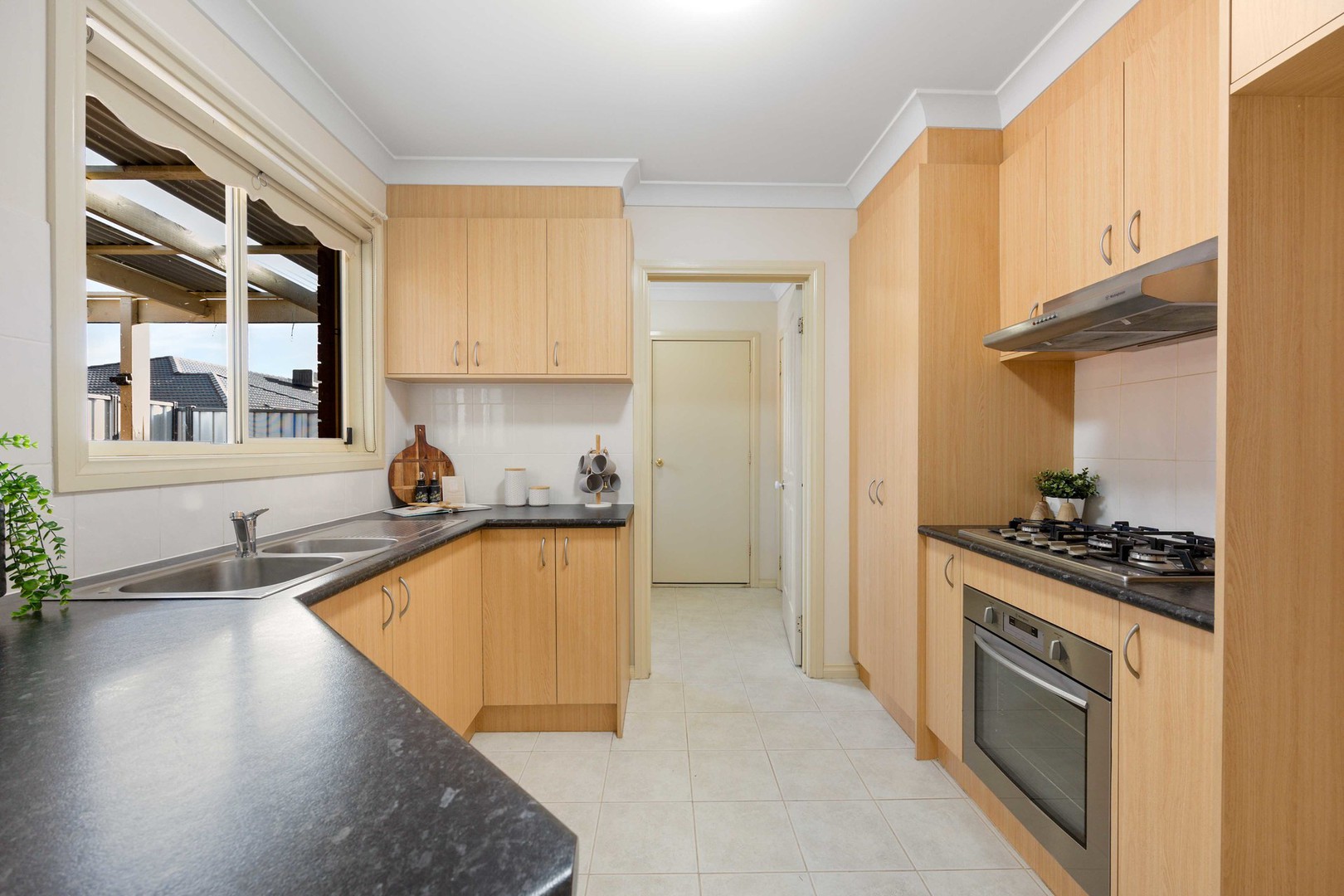 1/37 Pecks Road, Sydenham, VIC 3037, Sydenham - Thumbnail 4