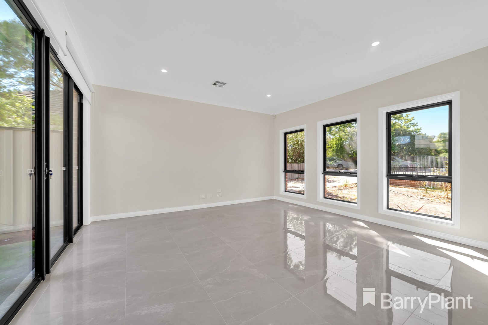 1/385 Stephensons Road, Mount Waverley, VIC 3149, Mount Waverley - Thumbnail 7