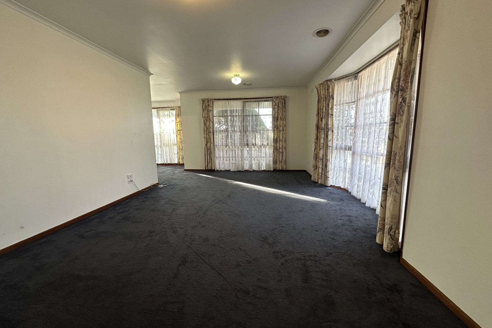 1/39 Carrington Street, Sydenham, VIC 3037, Sydenham - Thumbnail 4