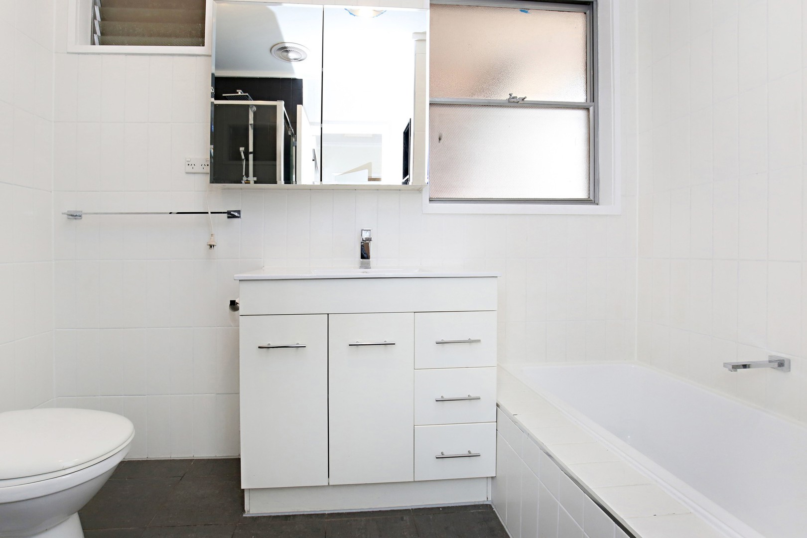 1/39 Shannon Crescent, Watsonia, VIC 3087, Watsonia - Thumbnail 4