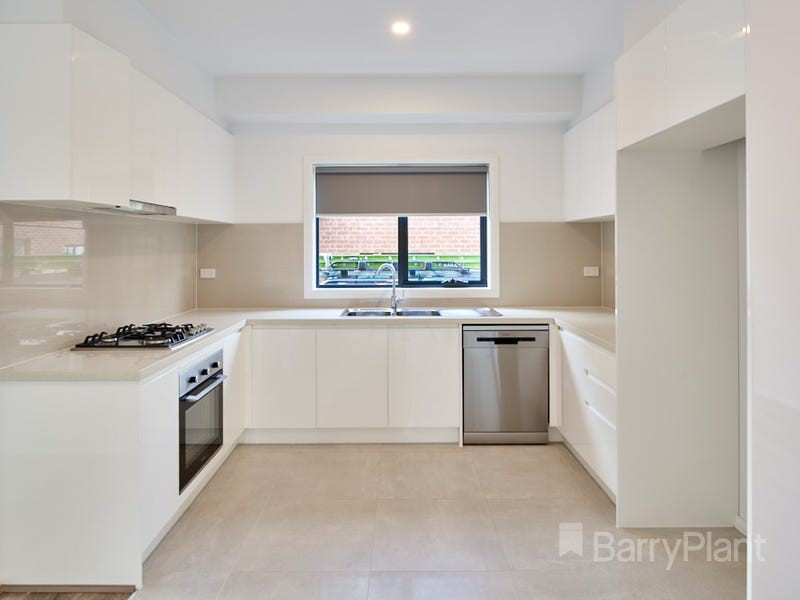 1/4-6 Burrows Avenue, Dandenong, VIC 3175 - Thumbnail 1 - 11/10/2022