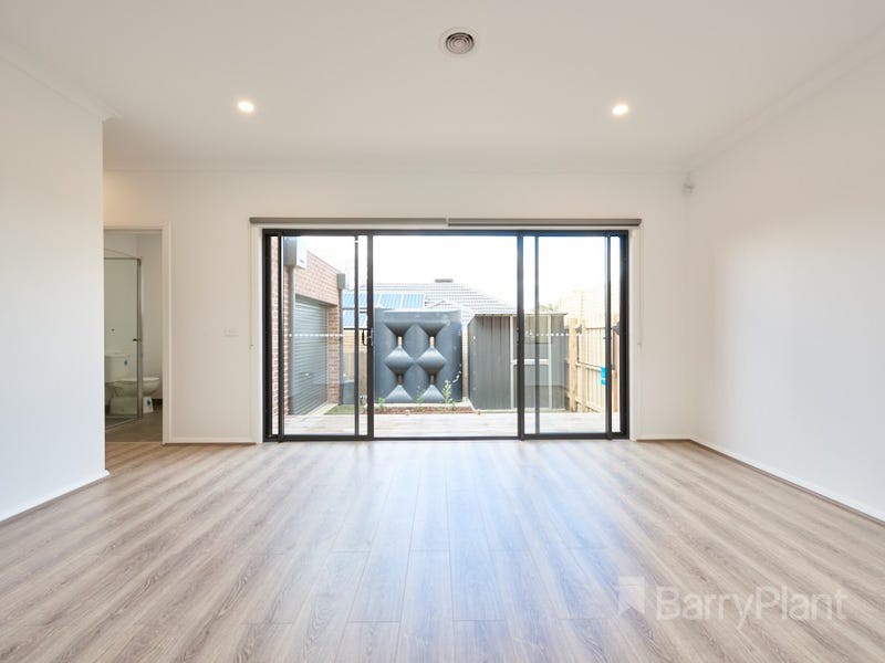 1/4-6 Burrows Avenue, Dandenong, VIC 3175 - Thumbnail 2 - 11/10/2022