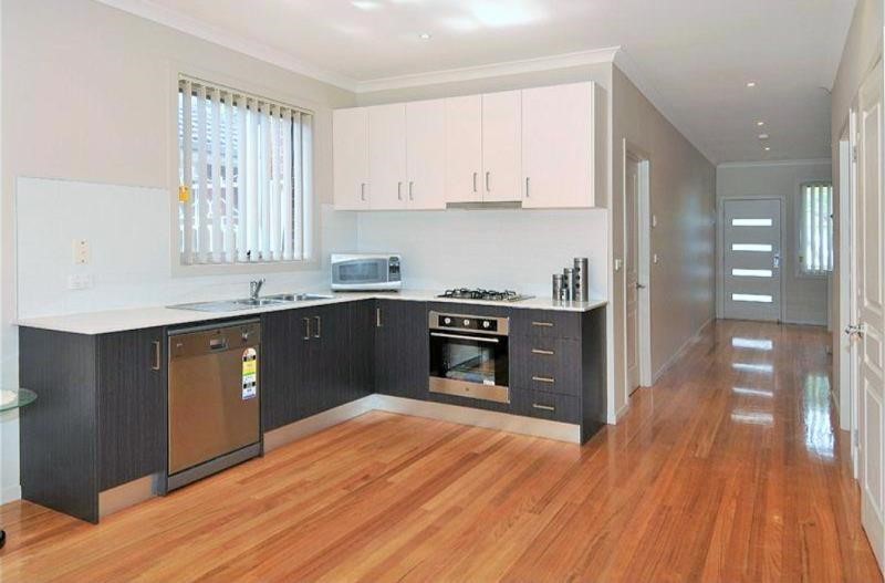 1/4 Geum Street, Hadfield, VIC 3046, Hadfield - Thumbnail 2