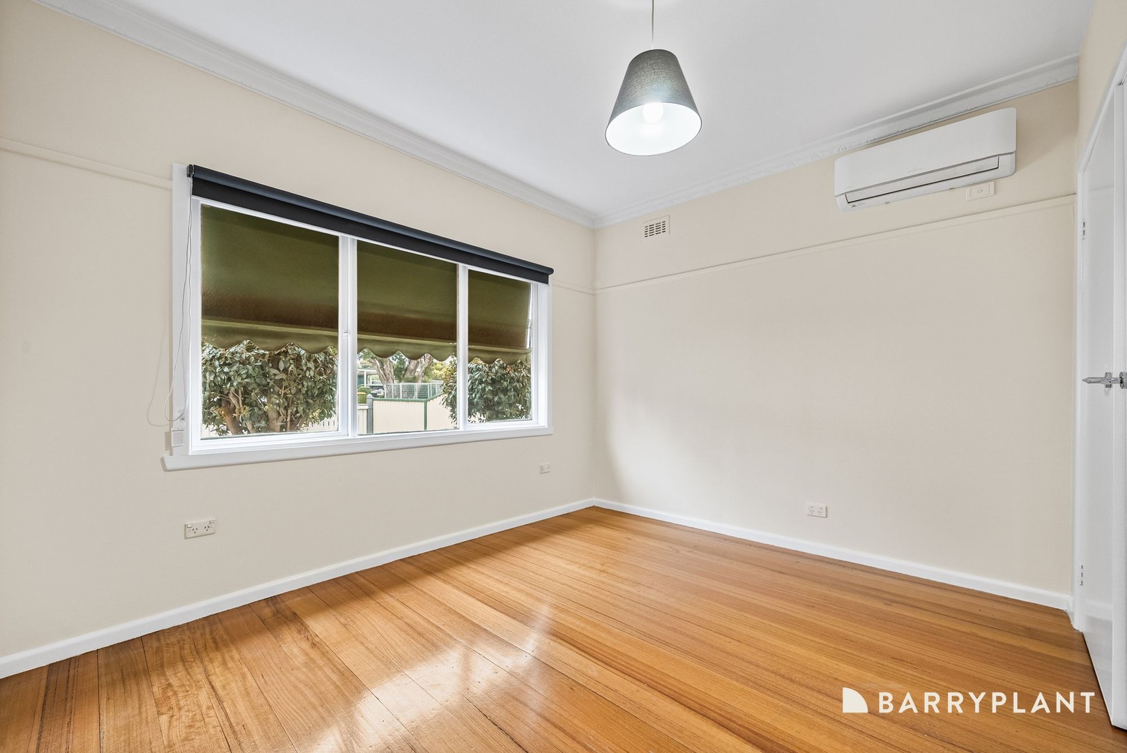 1/4 Godfrey Avenue, Sunshine North, VIC 3020 - Thumbnail 2 - 14/01/2026