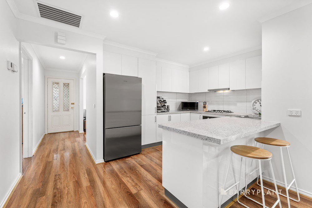 1/4 Grimwade Court, Epping, VIC 3076, Epping - Thumbnail 2