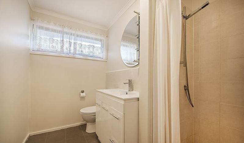 1/4 Hillgrove Close, Wheelers Hill, VIC 3150, Wheelers Hill - Thumbnail 6