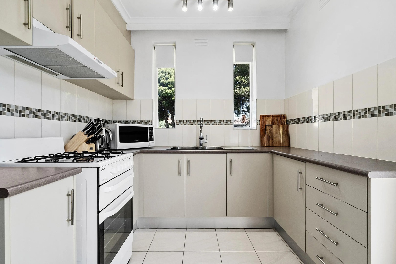 1/4 Hyde Street, Hadfield, VIC 3046, Hadfield - Thumbnail 5
