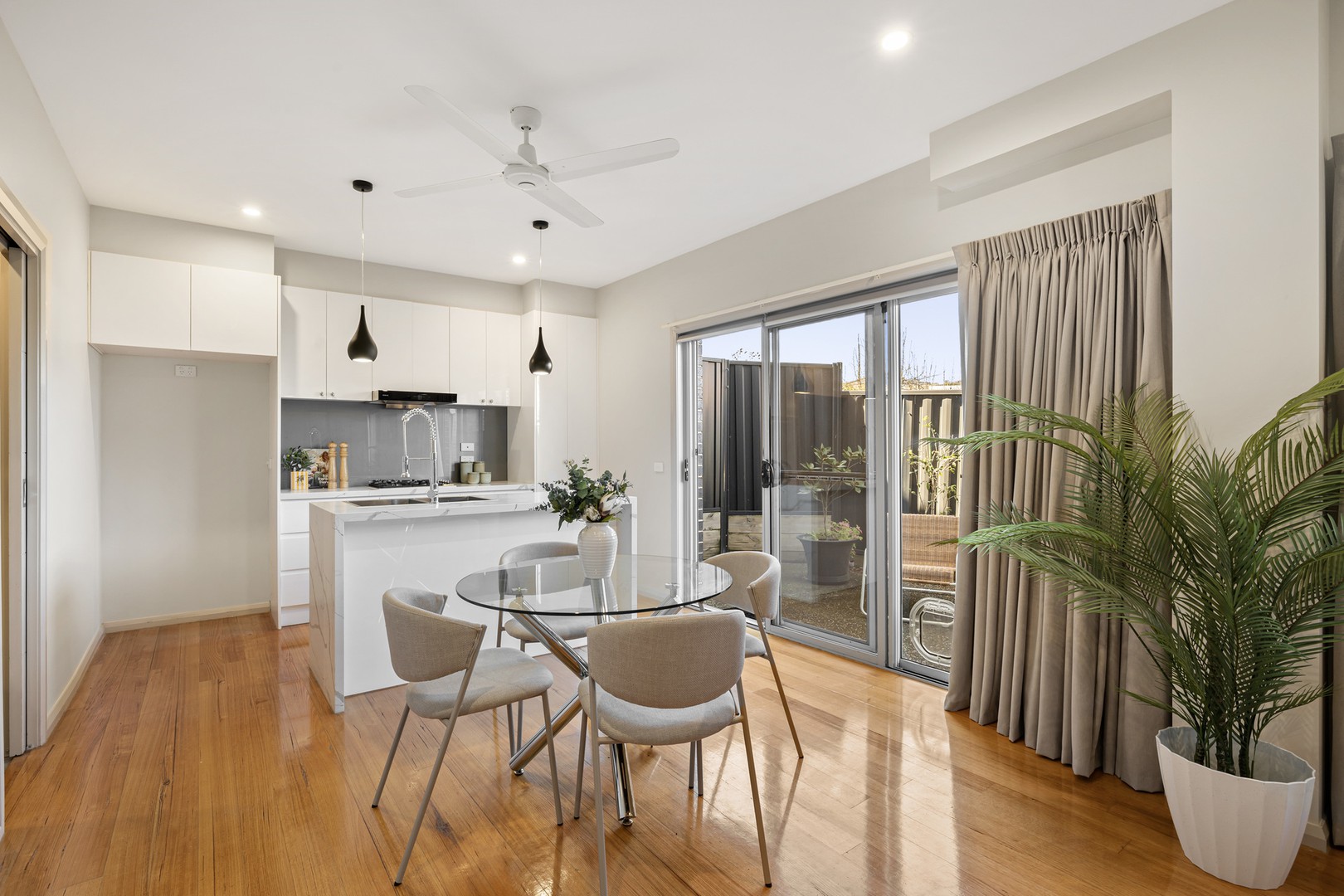 1/4 Kitson Crescent, Airport West, VIC 3042 - Thumbnail 2 - 10/09/2026