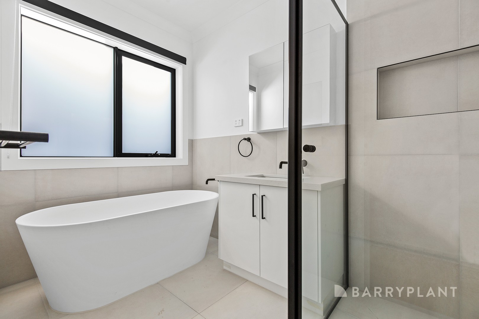 1/4 Malcolm Court, Pakenham, VIC 3810, Pakenham - Thumbnail 5