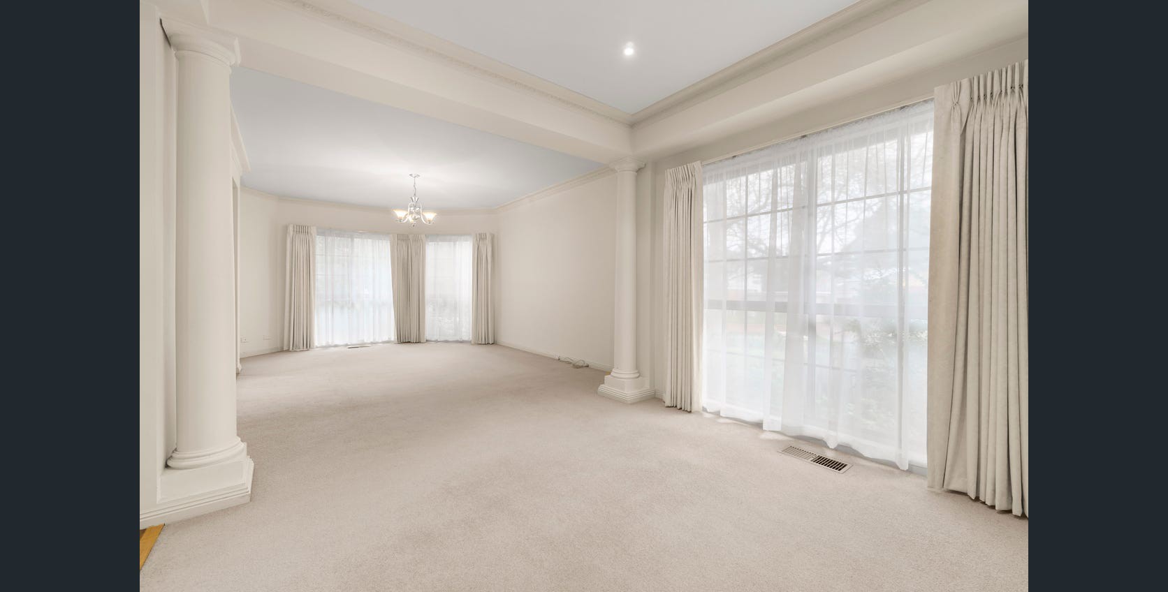 1/4 Salisbury Avenue, Blackburn, VIC 3130, Blackburn - Thumbnail 2