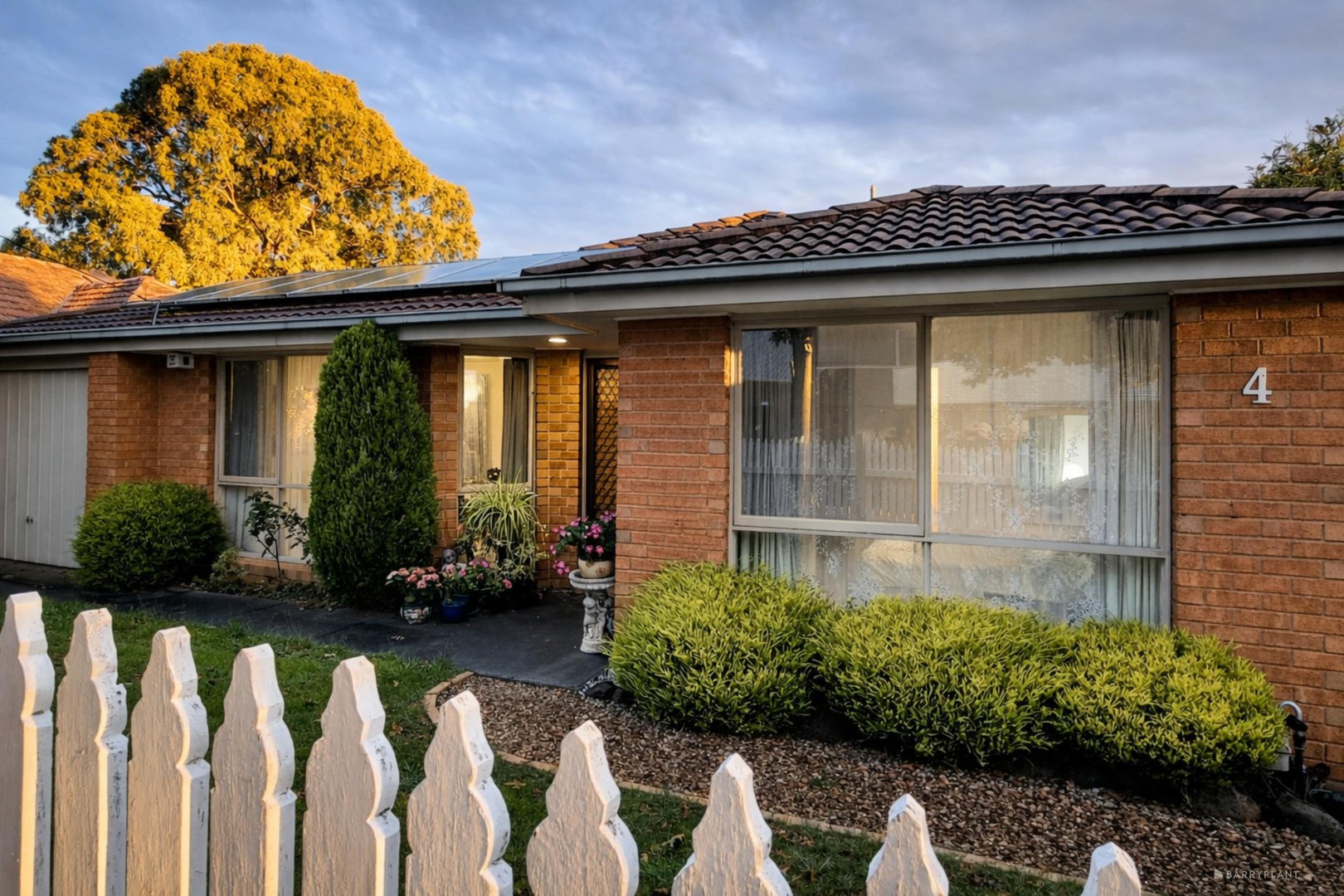 1/4 Springfield Road, Blackburn, VIC 3130 - Thumbnail 2 - 17/04/2026