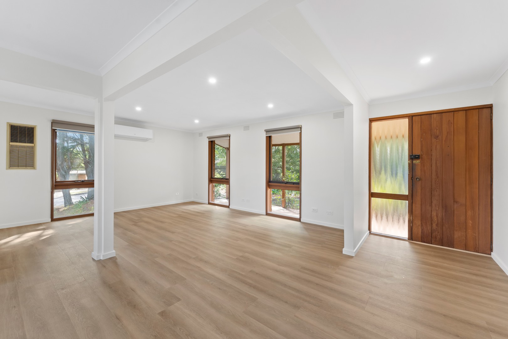 1/4 Stanley Avenue, Eltham, VIC 3095 - Thumbnail 1 - 30/03/2026