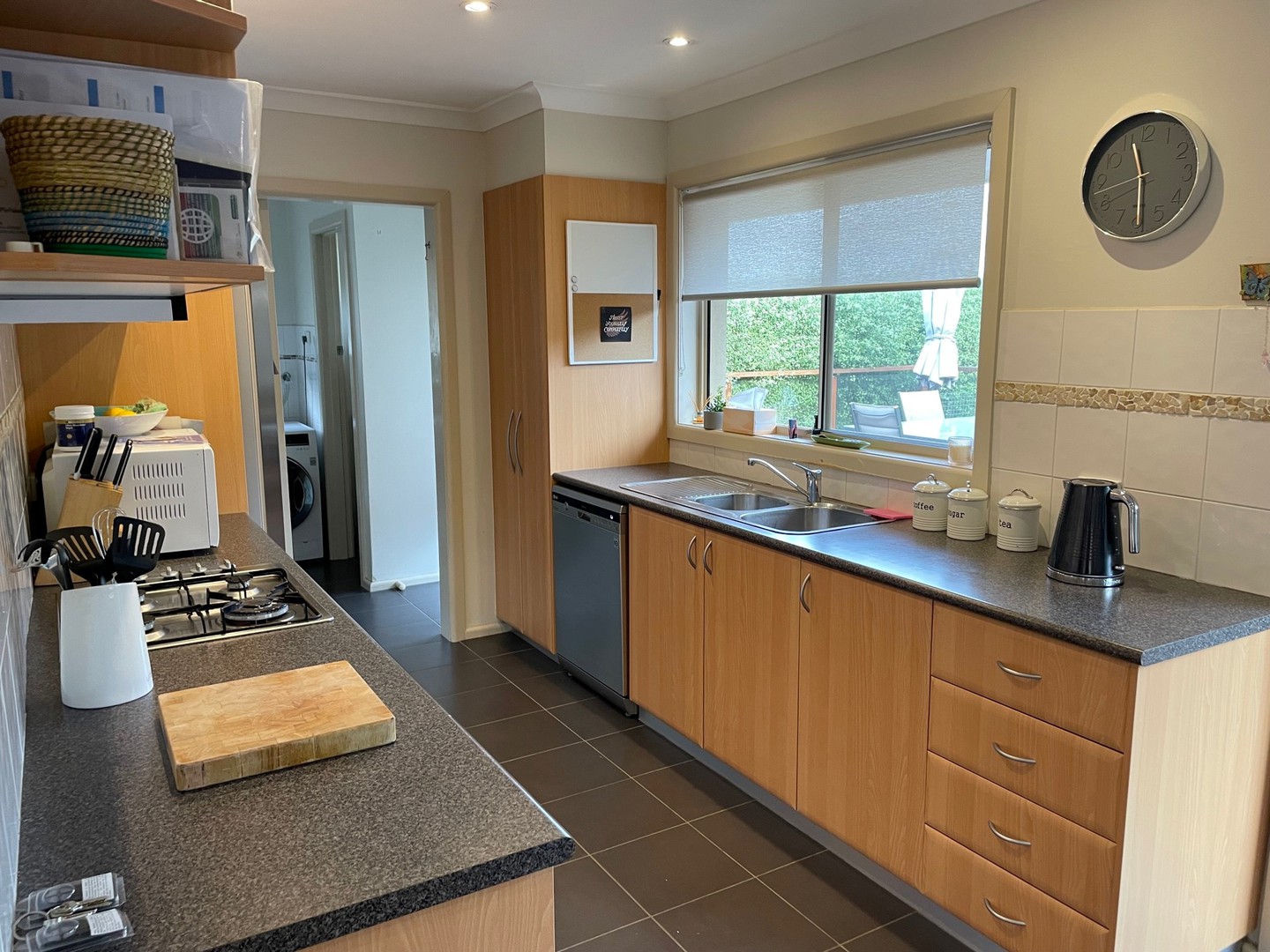 1/4 Suffolk Street, Wantirna South, VIC 3152, Wantirna South - Thumbnail 2