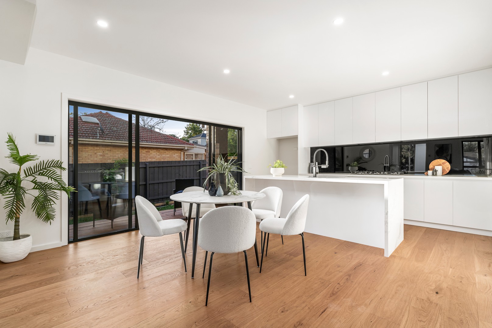 1/4 Surrey Street, Ringwood, VIC 3134, Ringwood - Thumbnail 5